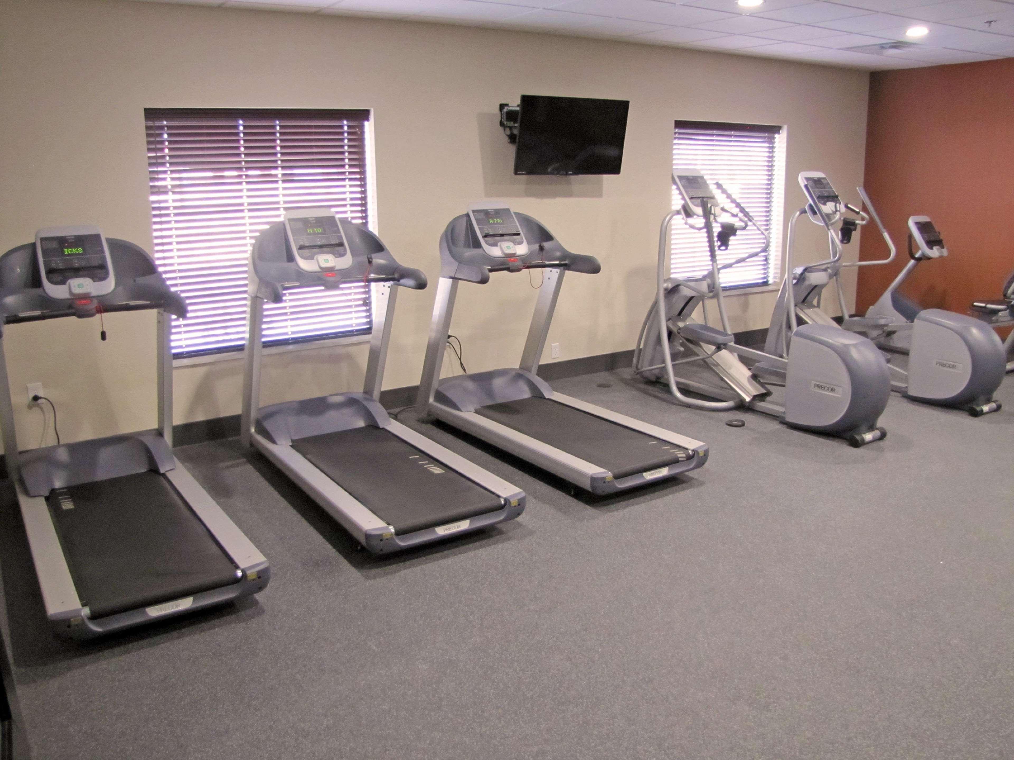 Hampton Inn Mcpherson Esterno foto
