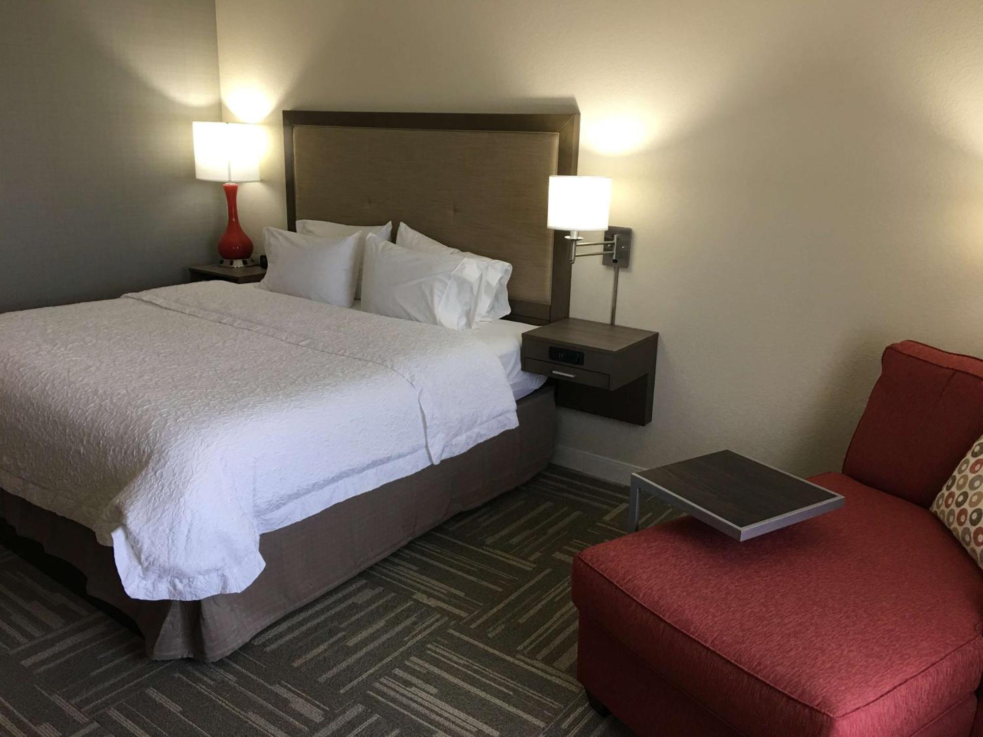 Hampton Inn Mcpherson Esterno foto