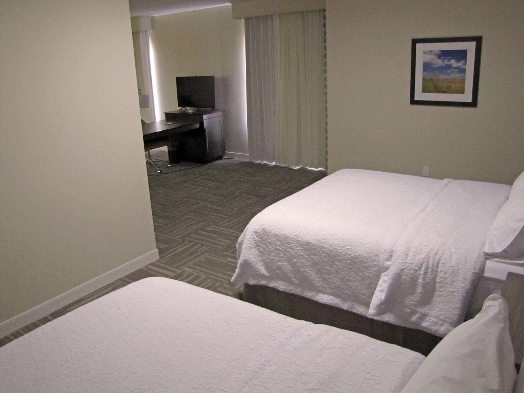 Hampton Inn Mcpherson Esterno foto