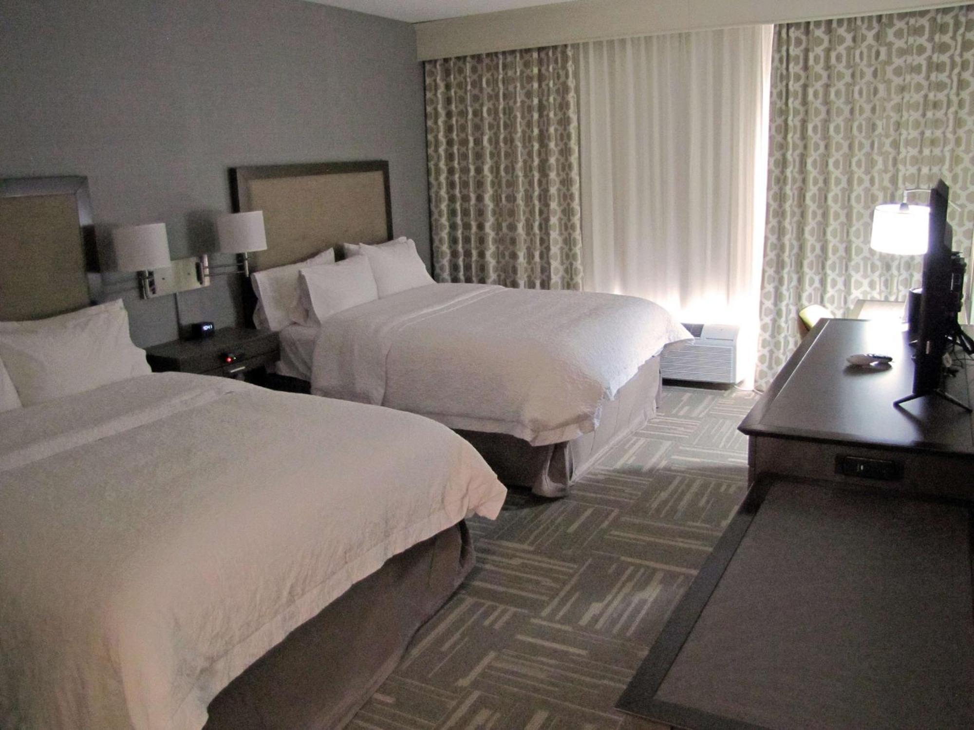 Hampton Inn Mcpherson Esterno foto